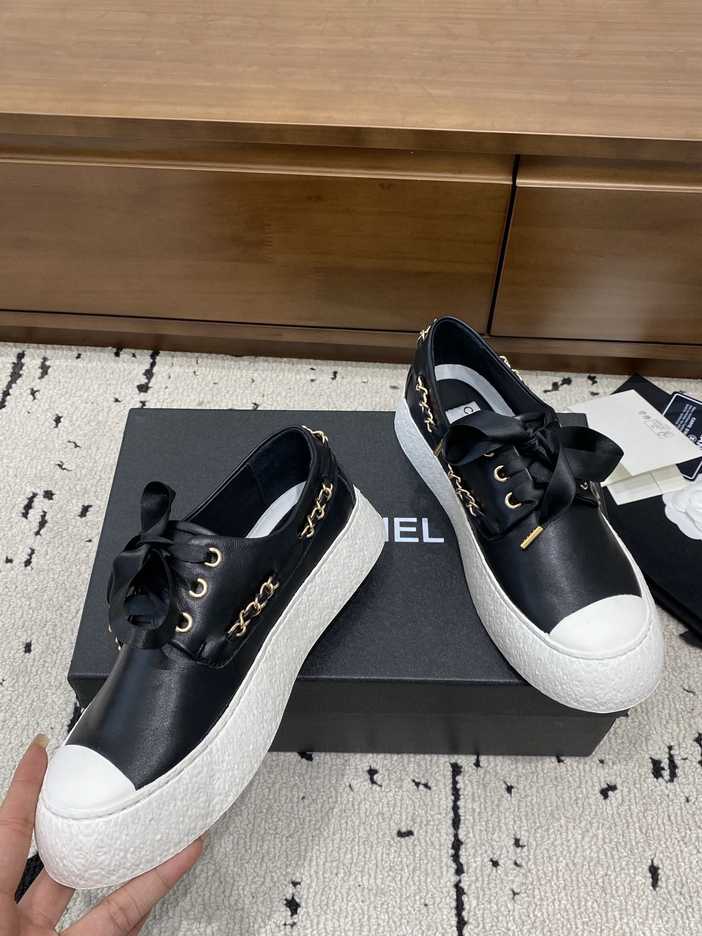 Women's high heels